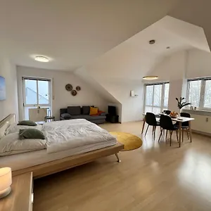 Dg-wohnung In 50qm Apartment